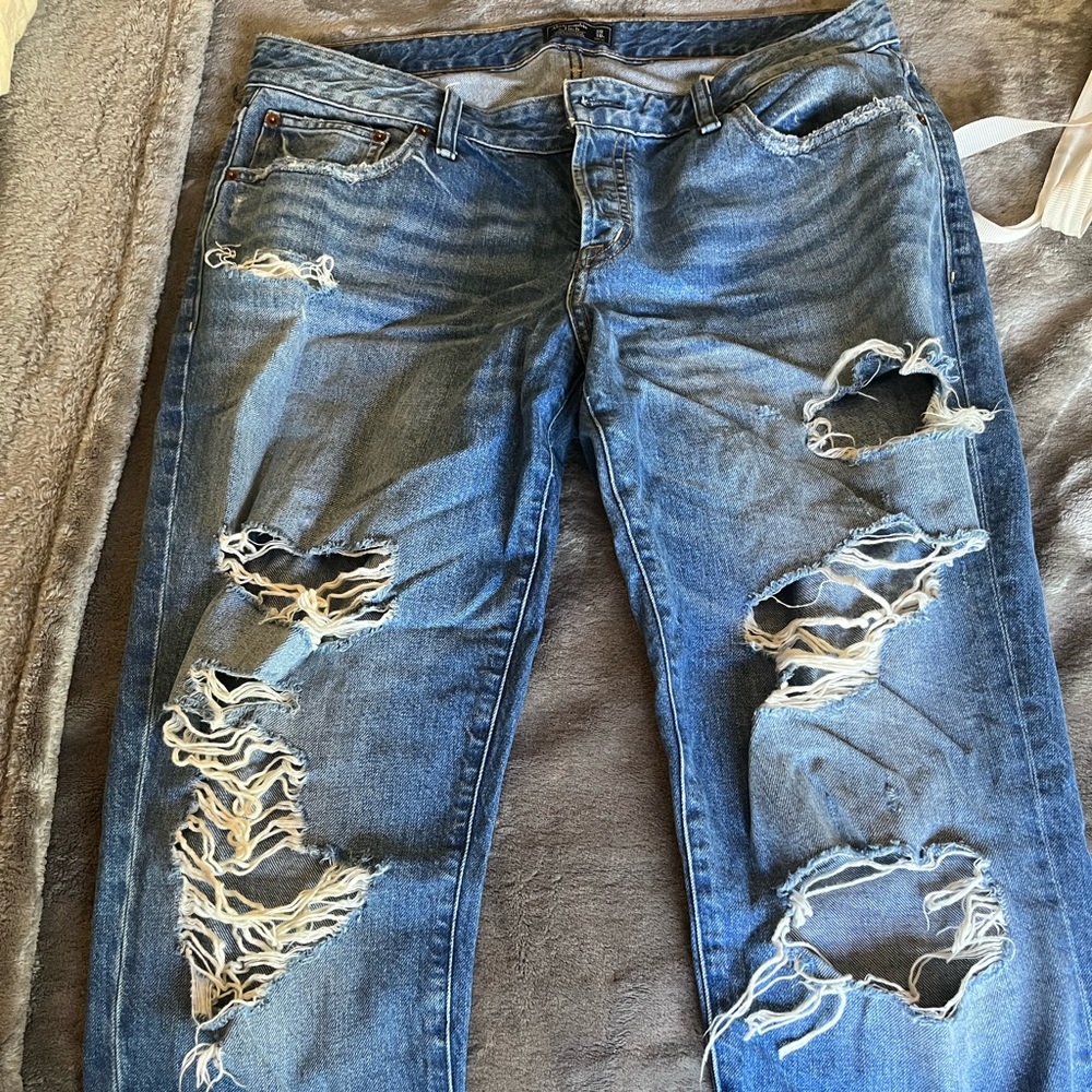 Abercrombie tomboy jeans